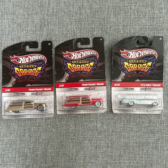 2009 Hot wheels bundle three Larry’s Garage Real Riders - Picture 1 of 11